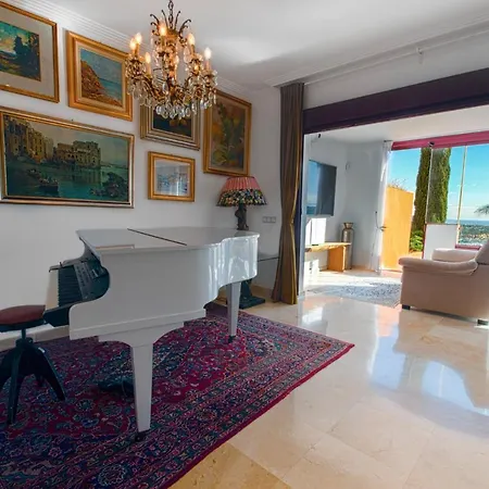 Incredible House With Magnificent Sea Views And Private Garden In Benahavis Σπίτι διακοπών *