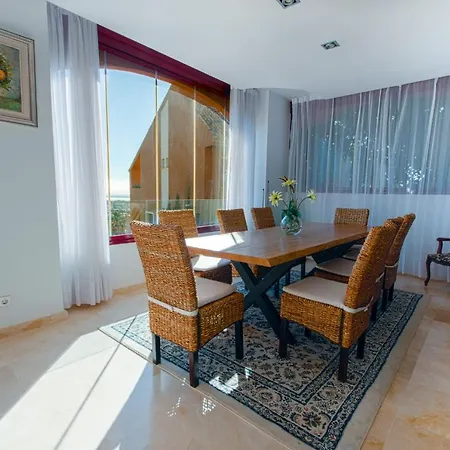 Incredible House With Magnificent Sea Views And Private Garden In Benahavis Σπίτι διακοπών