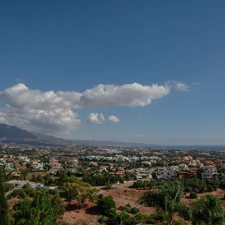 Incredible House With Magnificent Sea Views And Private Garden In Benahavis Σπίτι διακοπών *